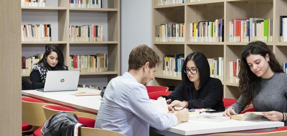 po-biblioteca-collegio-einaudi-1