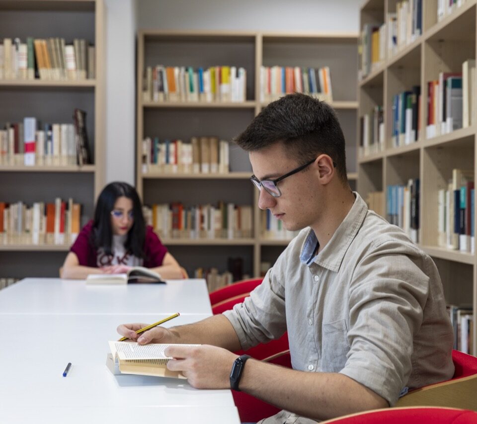 po-biblioteca-collegio-einaudi-3